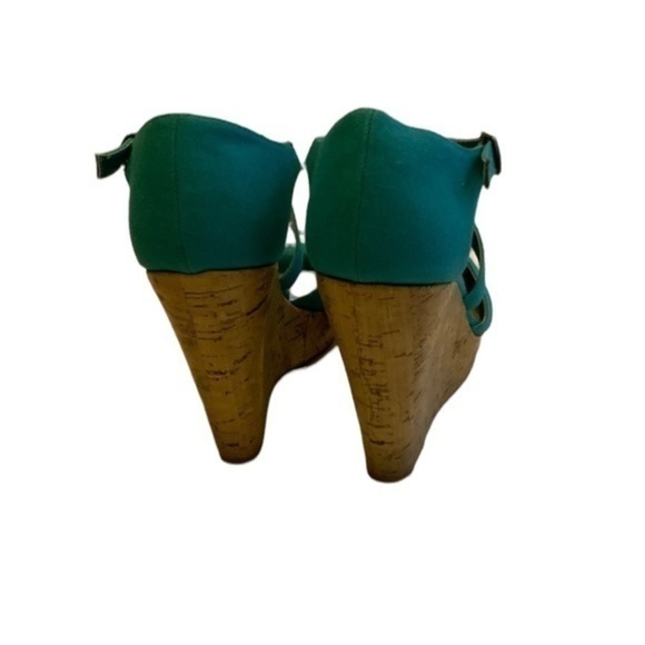 Call it spring Wedges - Picture 4 of 6